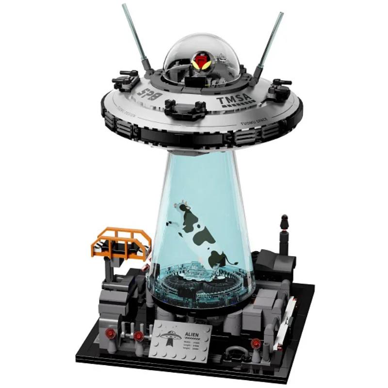 UFO Cow Abduction Spacecraft Building Blocks With Light Motor Set Spaceship Bricks Toys Desktop Ornament Model Boys UFO Cow Abduction Spacecraft Building Blocks With Light Motor Set Spaceship Bricks Toys Desktop Ornament Model Boys