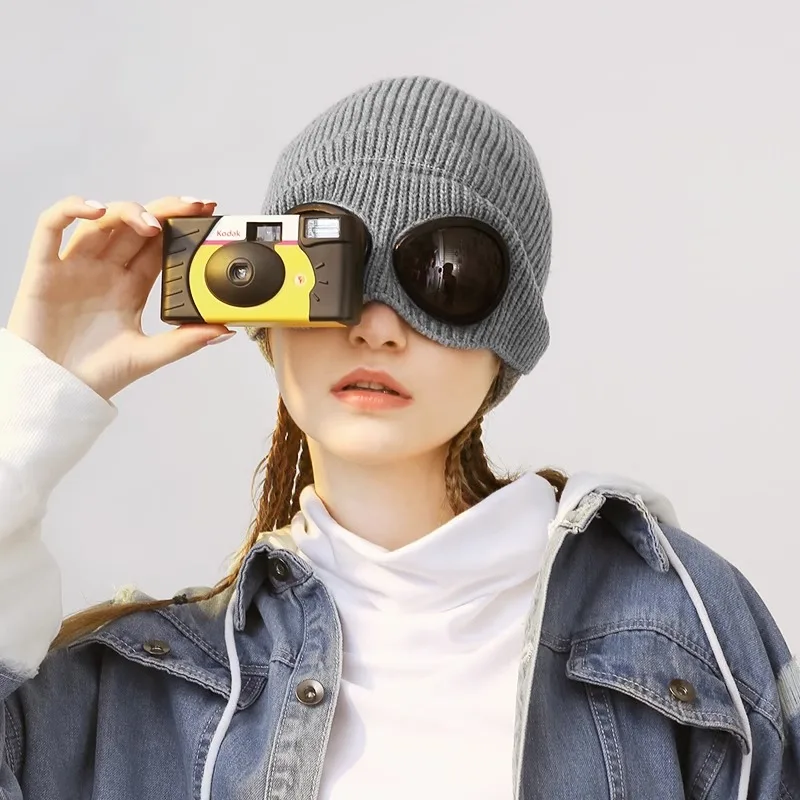 Unisex Winter Knitted Hat with Goggles
