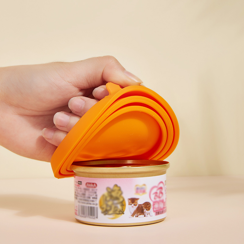 Universal Reusable Silicone Pet Food Can Cover