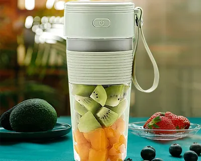 USB Portable Juicer Mini Blender USB Portable Juicer Mini Blender