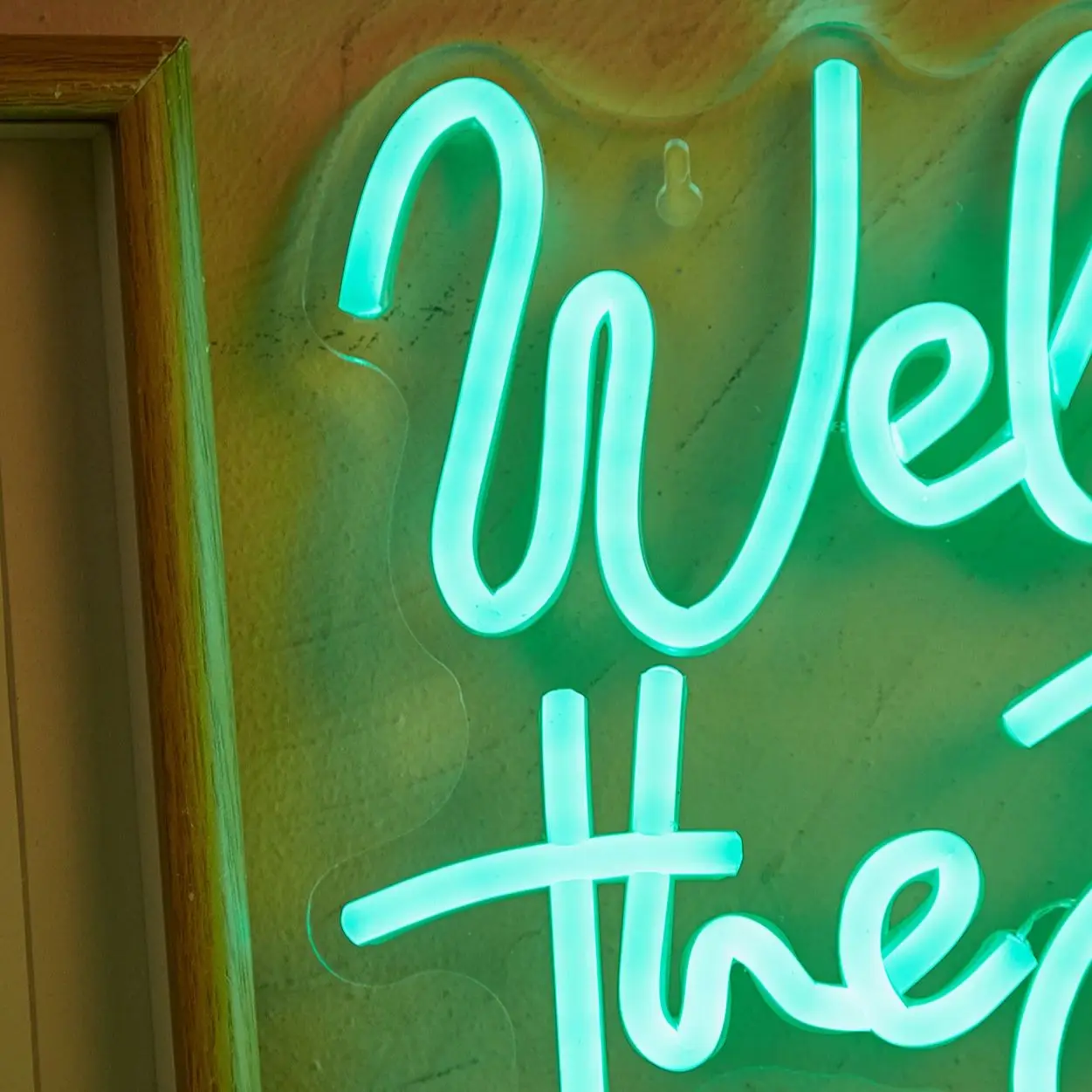 USB Powered Welcome to the Jungle Neon Sign USB Powered Welcome to the Jungle Neon Sign