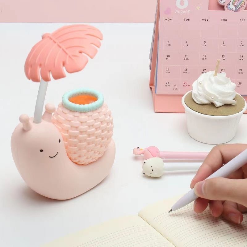 USB Snail Lamp Pencil Holder
