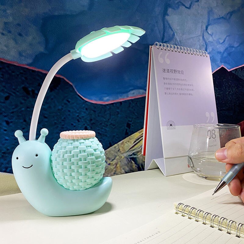 USB Snail Lamp Pencil Holder