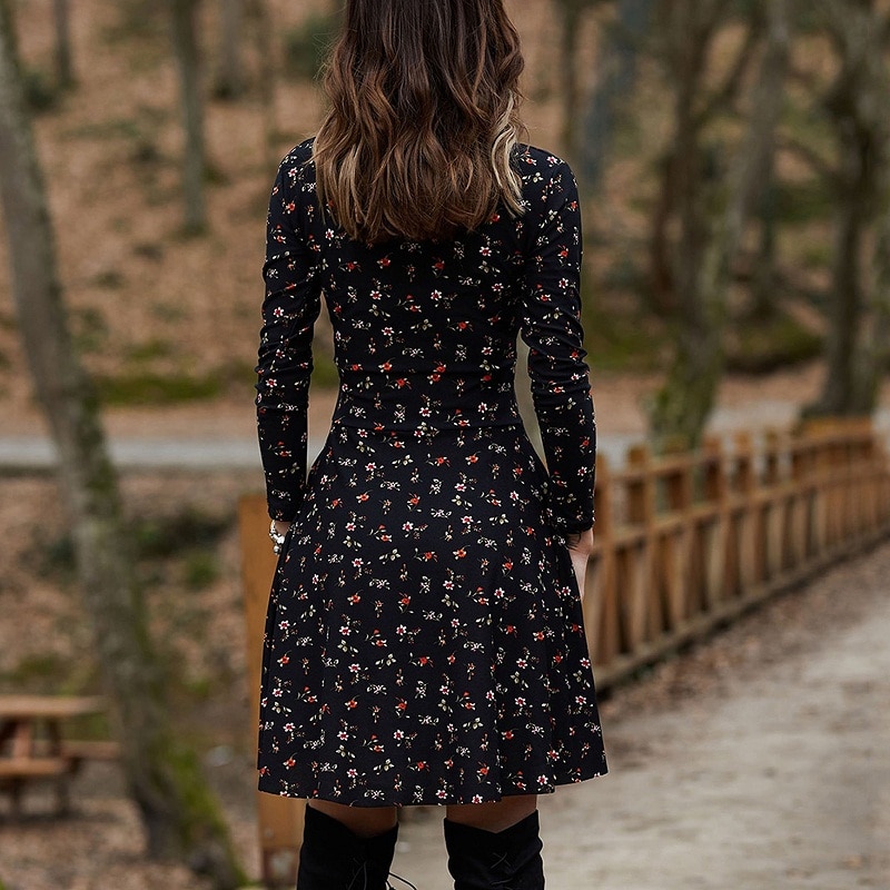 V Neck Long Sleeve Floral Dress V Neck Long Sleeve Floral Dress