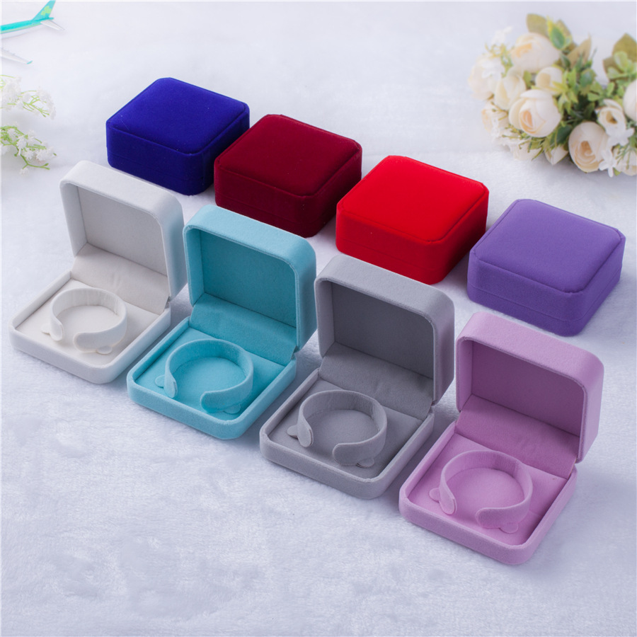 Velvet Bangle Box Jewelry Holder