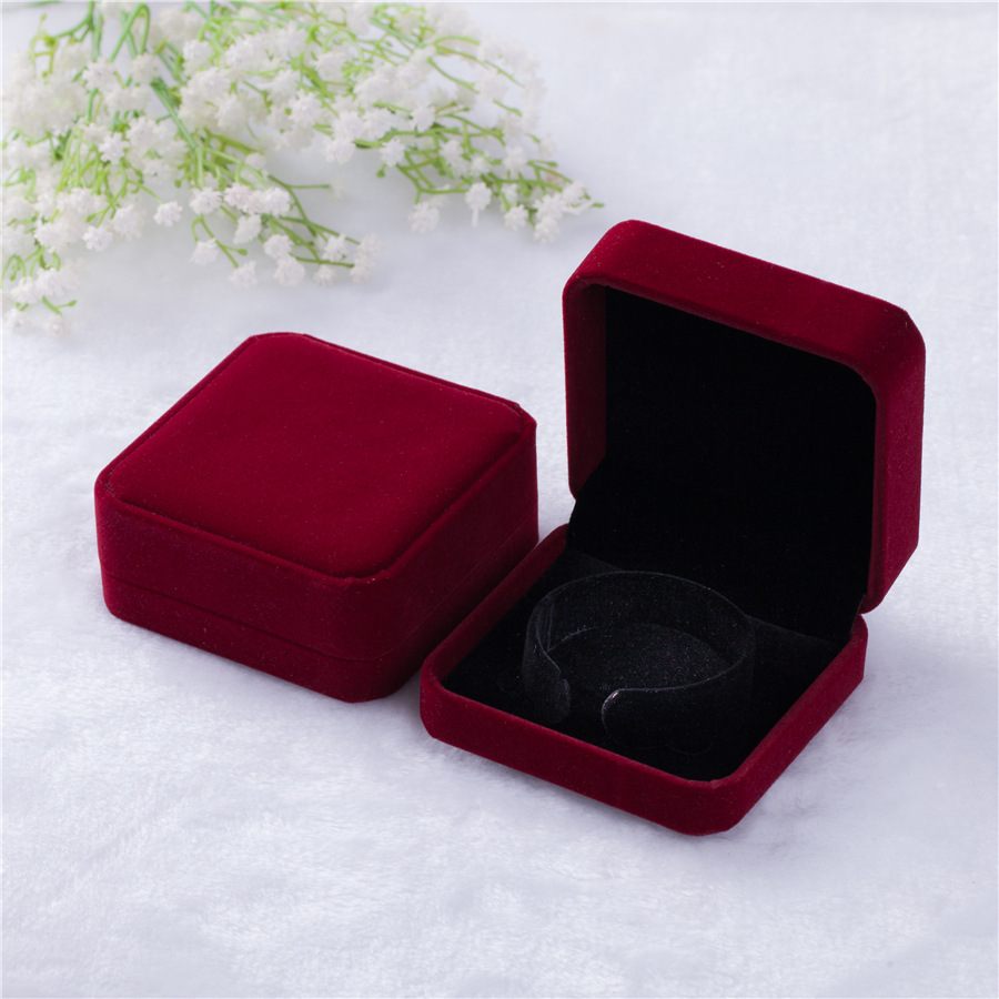 Velvet Bangle Box Jewelry Holder
