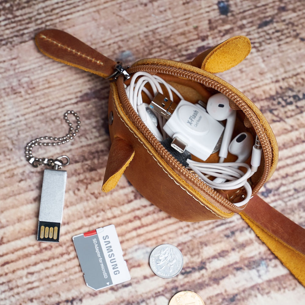 Vintage Leather Mouse Purse