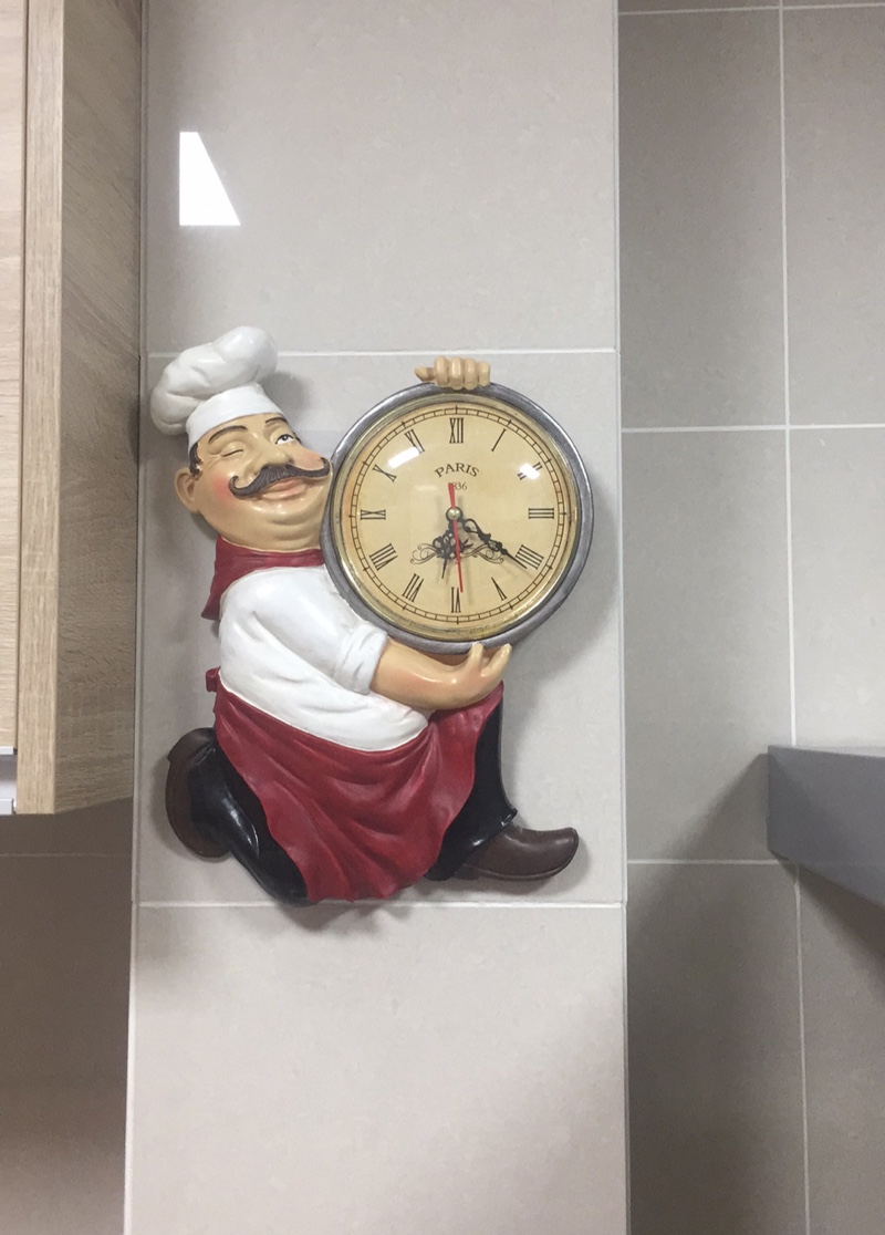 Vintage Resin Chef Clock Vintage Resin Chef Clock