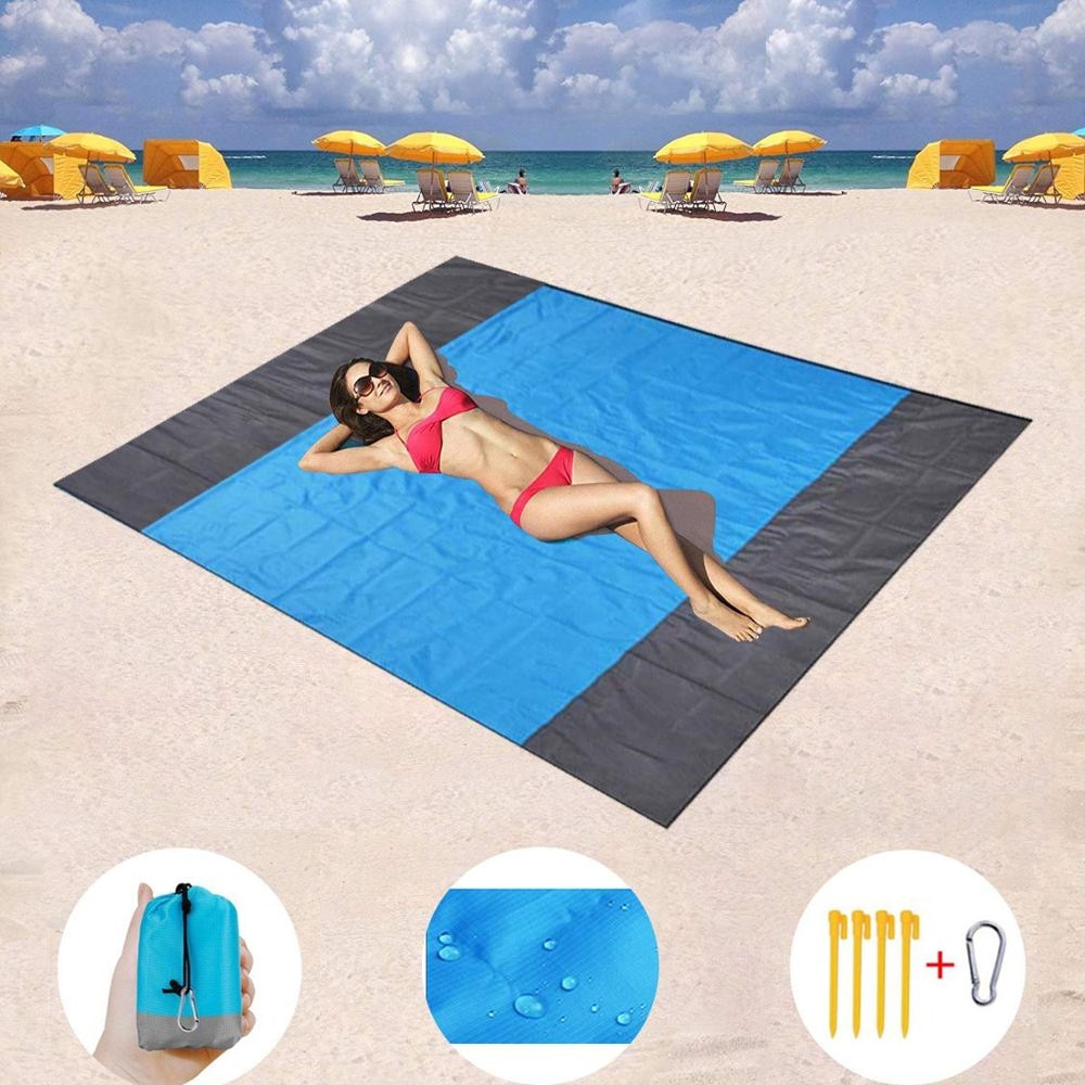 Waterproof and Sandless Beach Mat Waterproof and Sandless Beach Mat