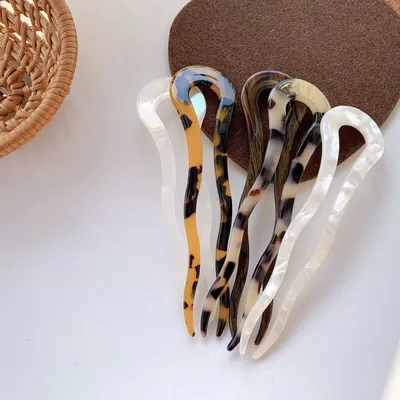 Wavy French Twist Hair Clip Wavy French Twist Hair Clip