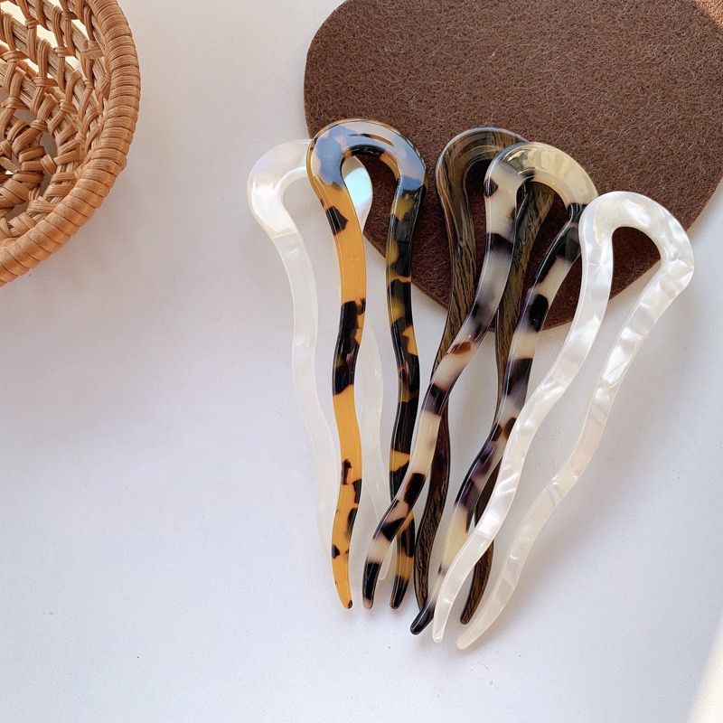 Wavy French Twist Hair Clip
