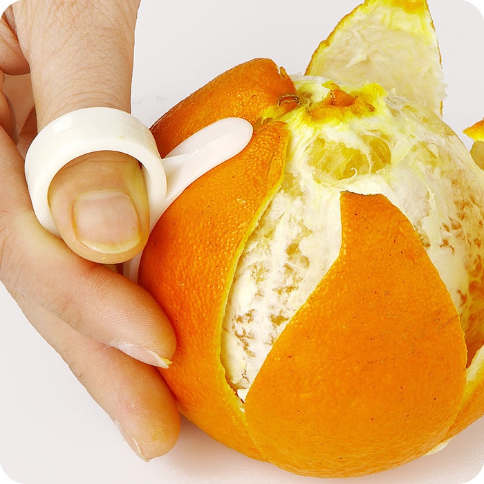 Wearable Plastic Orange Peeler