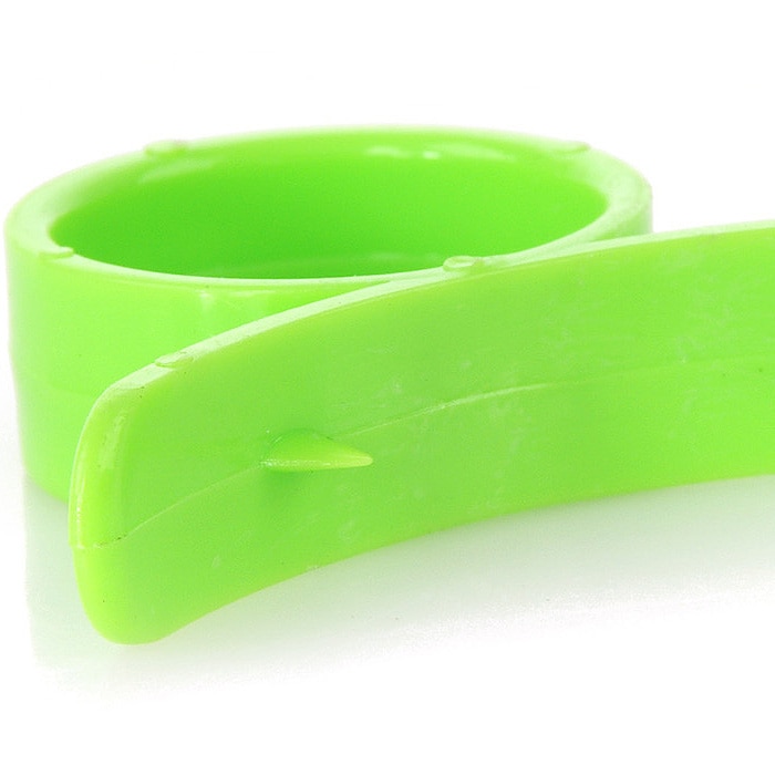 Wearable Plastic Orange Peeler Wearable Plastic Orange Peeler