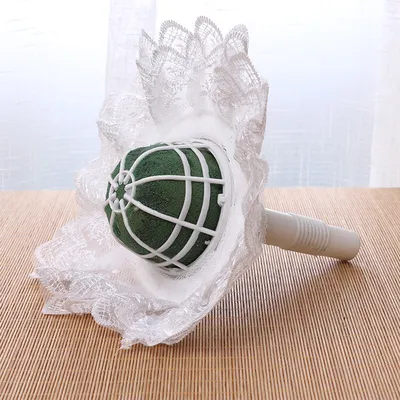Wedding Bouquet Holder with Lace Collar Wedding Bouquet Holder with Lace Collar