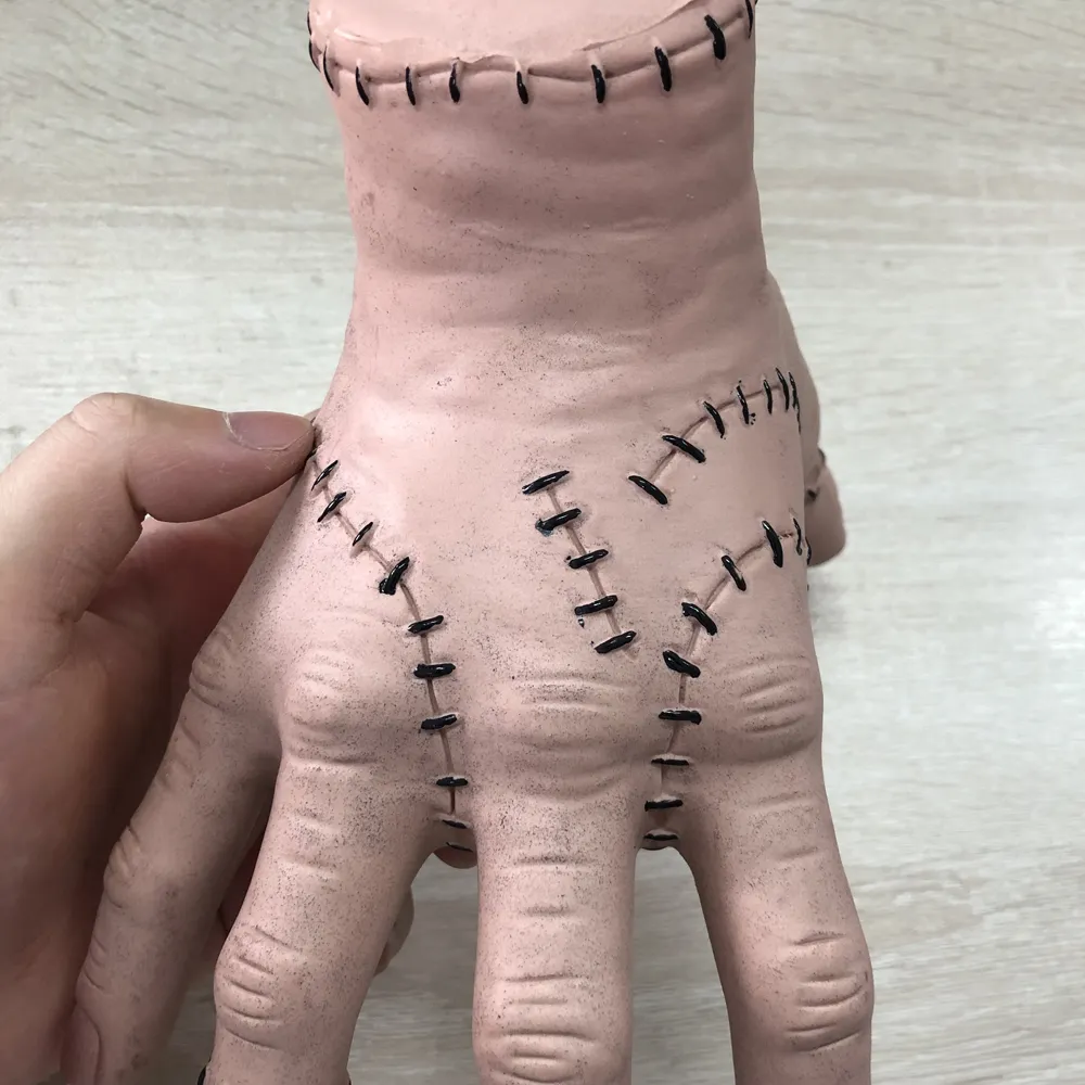 Wednesday Addams PVC Thing Hand Cosplay Addams Family Figurine Home Decor Desktop Crafts Halloween Party Costume Props Wednesday Addams PVC Thing Hand Cosplay Addams Family Figurine Home Decor Desktop Crafts Halloween Party Costume Props