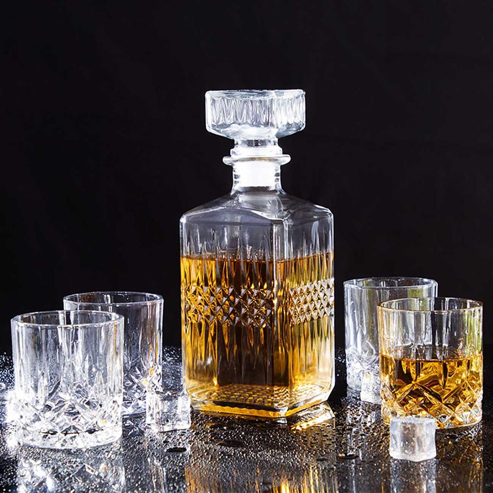 Whiskey Container and Glasses 5-Piece Set Whiskey Container and Glasses 5-Piece Set