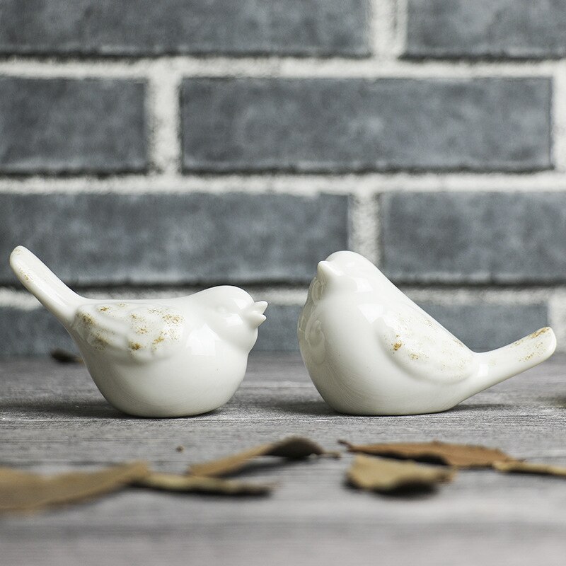 White Ceramic Bird Figurines (2pcs) White Ceramic Bird Figurines (2pcs)