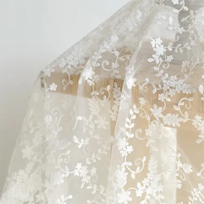 White Lace Embroidered Tablecloth White Lace Embroidered Tablecloth