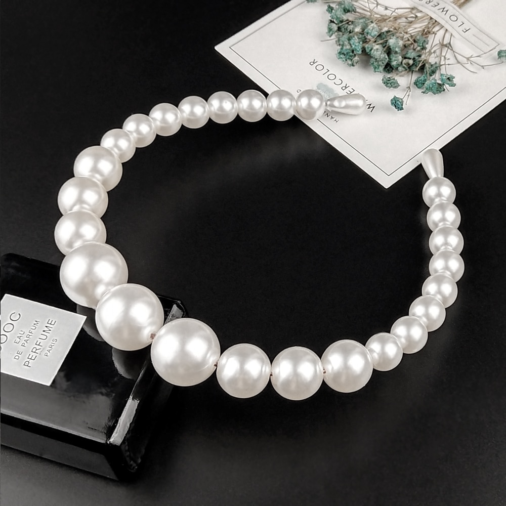 White Pearl Headband Hair Accessory White Pearl Headband Hair Accessory