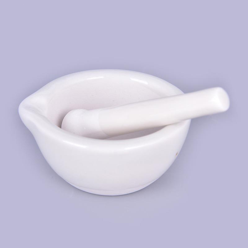 White Porcelain Mortar and Pestle Set White Porcelain Mortar and Pestle Set