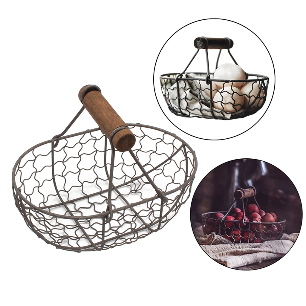 Wire Bread Basket with Wooden Handle Wire Bread Basket with Wooden Handle