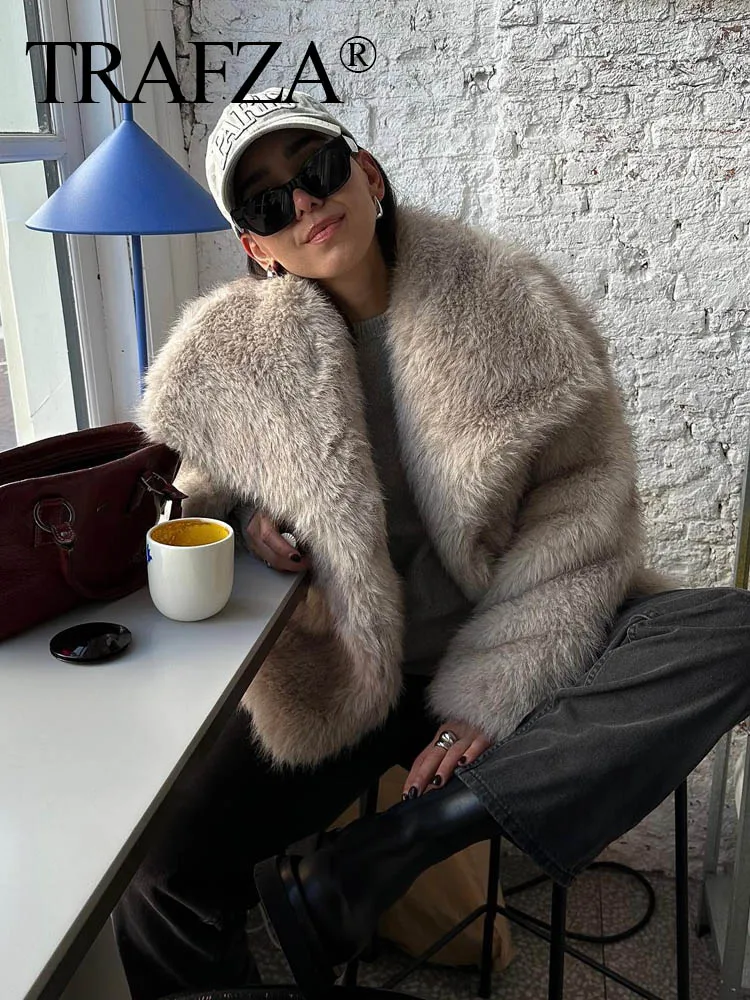 Women Fashion Cropped Faux Fur Jacket Coat Long Sleeve Front Snap-button Female Outerwear Chic Lapel Collar Thick Coat Women Fashion Cropped Faux Fur Jacket Coat Long Sleeve Front Snap-button Female Outerwear Chic Lapel Collar Thick Coat