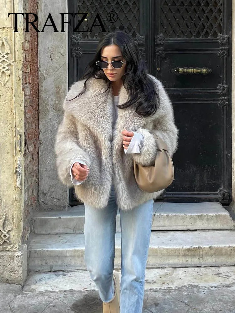 Women Fashion Cropped Faux Fur Jacket Coat Long Sleeve Front Snap-button Female Outerwear Chic Lapel Collar Thick Coat Women Fashion Cropped Faux Fur Jacket Coat Long Sleeve Front Snap-button Female Outerwear Chic Lapel Collar Thick Coat