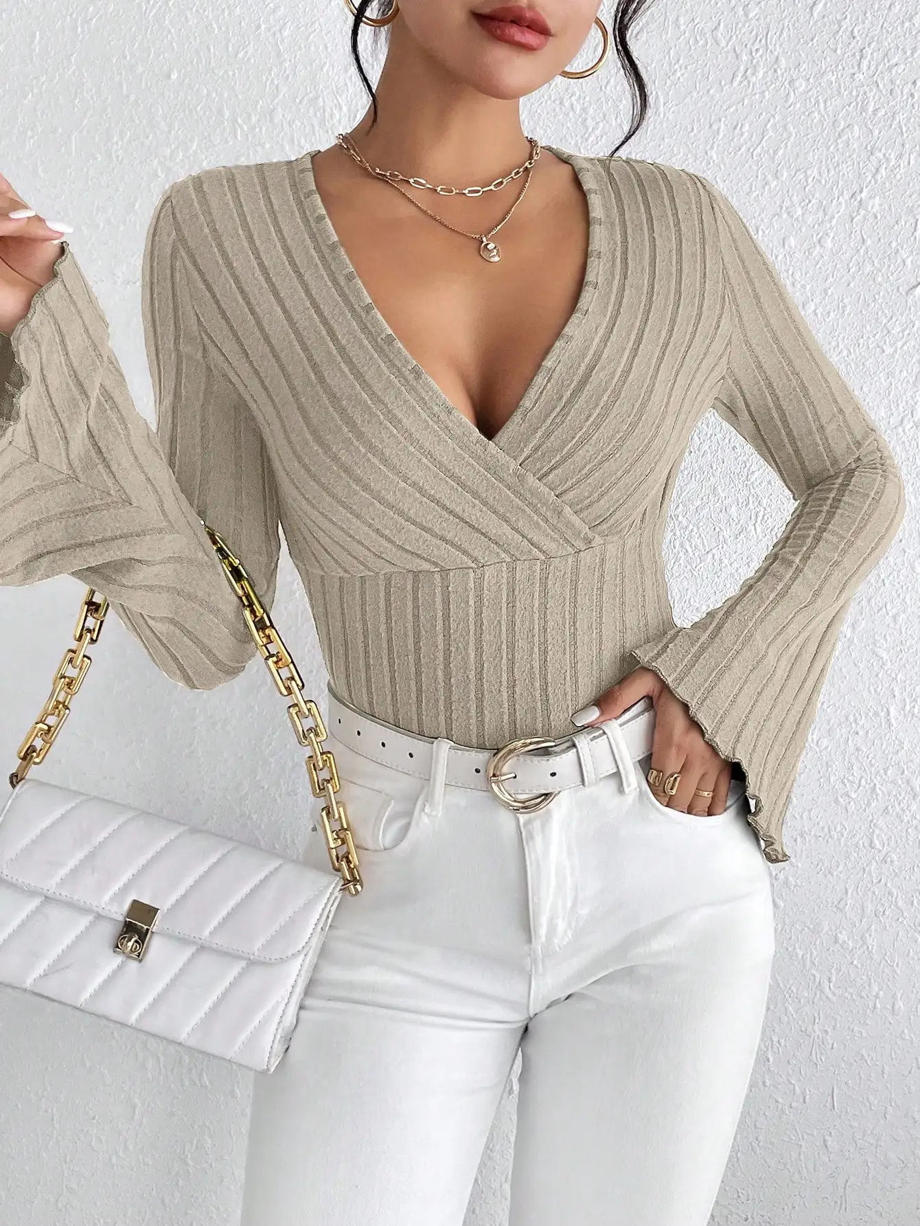 Women's Fall and Winter Long-sleeved Tops, V-neck Sexy Slim Striped Women's Tops, Long-sleeved T-shirt Knitted