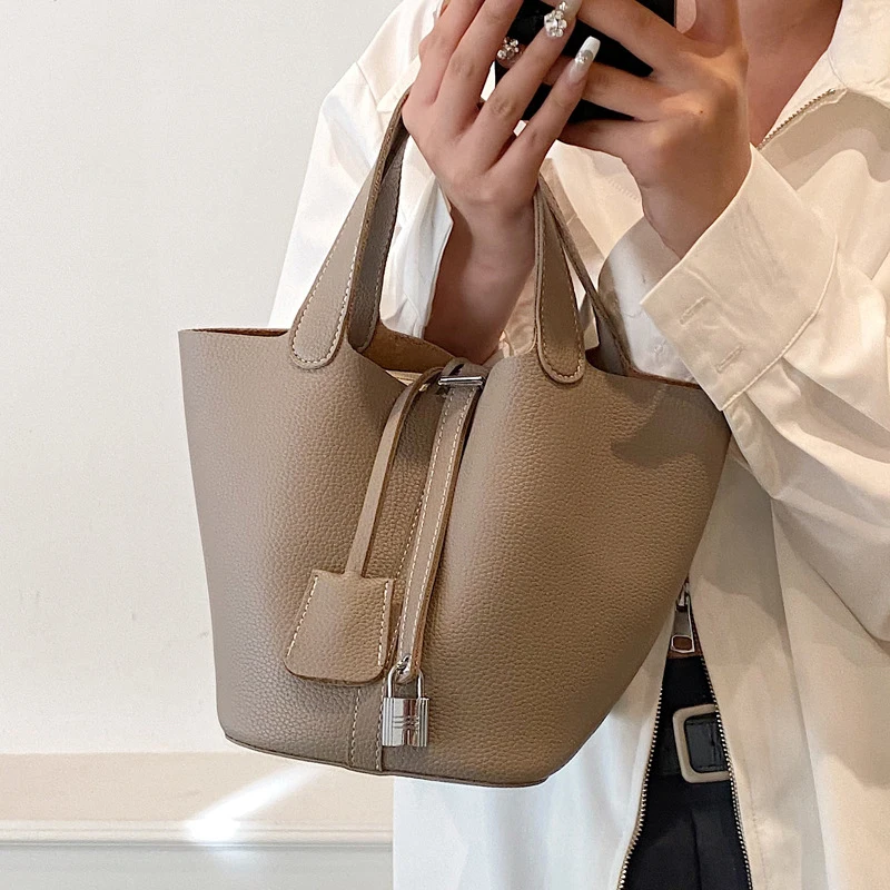 Women's Leather Bucket Bag