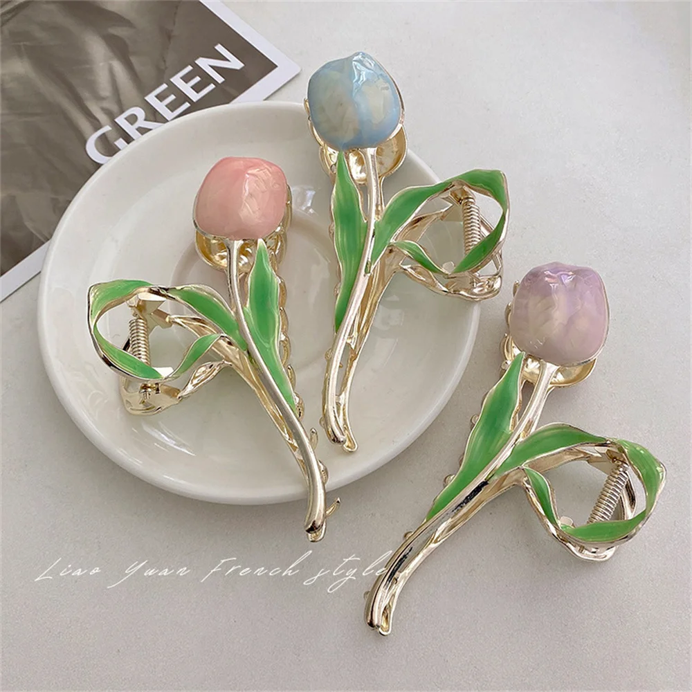 Women's Tulip Hair Claw Accessory
