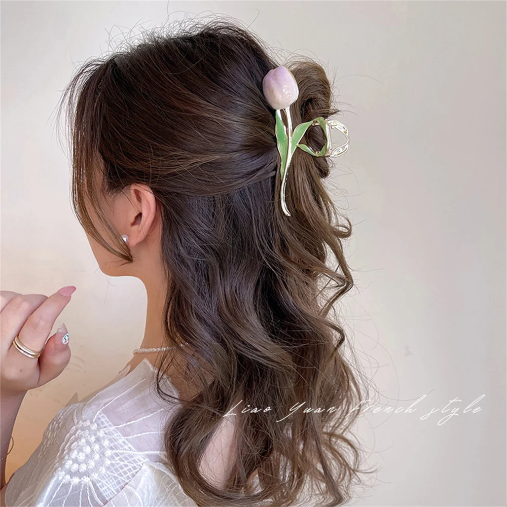 Women's Tulip Hair Claw Accessory