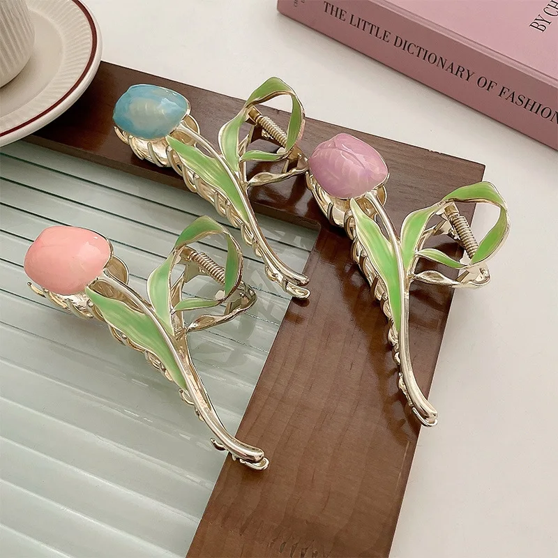 Women's Tulip Hair Claw Accessory
