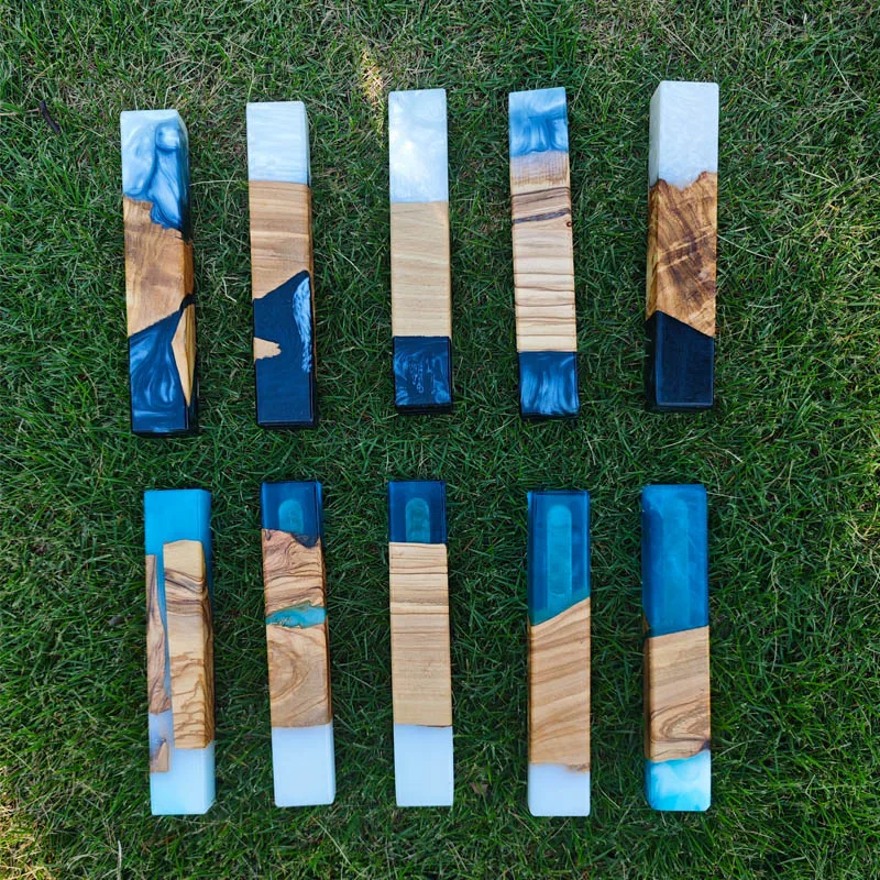 Wood Resin Mezuzah Case with Hebrew Shin Symbol Handcrafted Mezuzah Case for Door Decoration Mezuza Jewish Religious