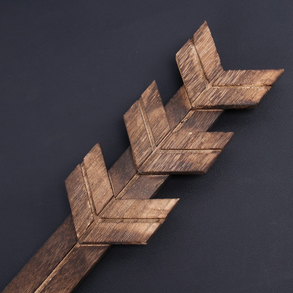 Wooden Arrow Wall Decors (2pcs) Wooden Arrow Wall Decors (2pcs)