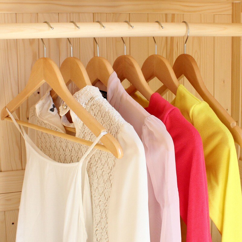 Wooden Cloth Hangers (5 Pcs) Wooden Cloth Hangers (5 Pcs)