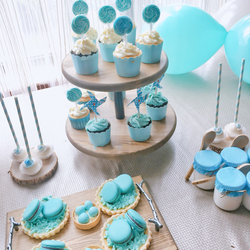 Wooden Cupcake Stand 2-Tier Stand Wooden Cupcake Stand 2-Tier Stand