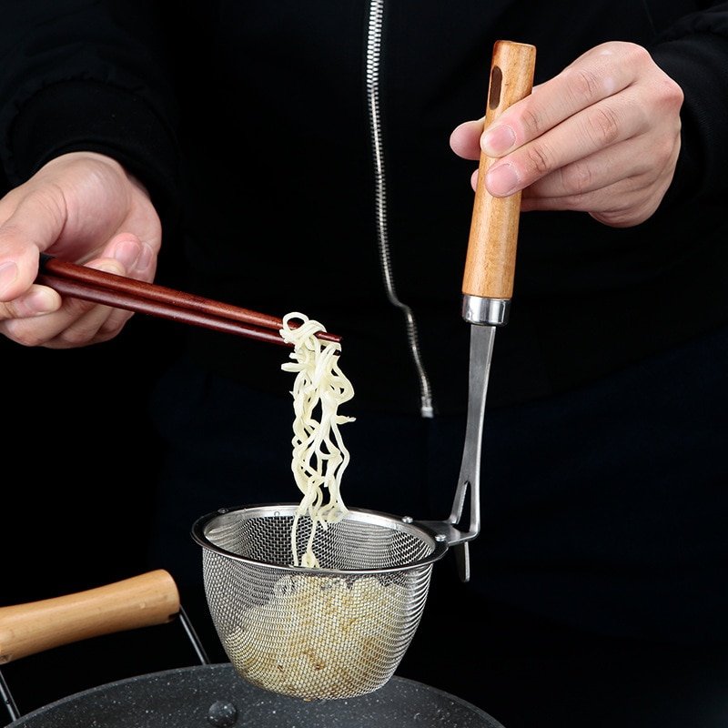 Wooden Handle Ramen Noodle Strainer