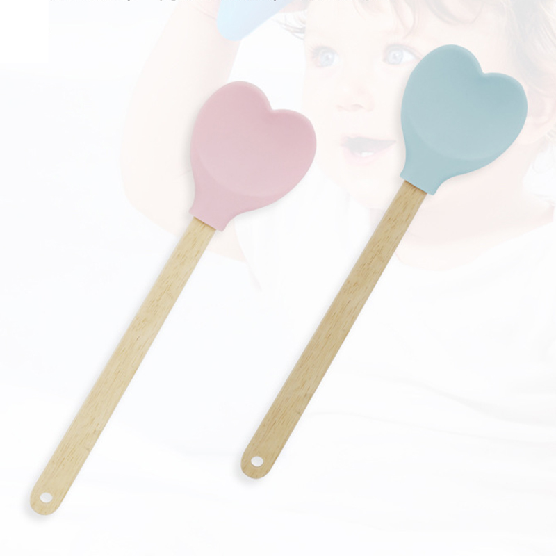 Wooden Handle Silicone Heart Spatula Wooden Handle Silicone Heart Spatula