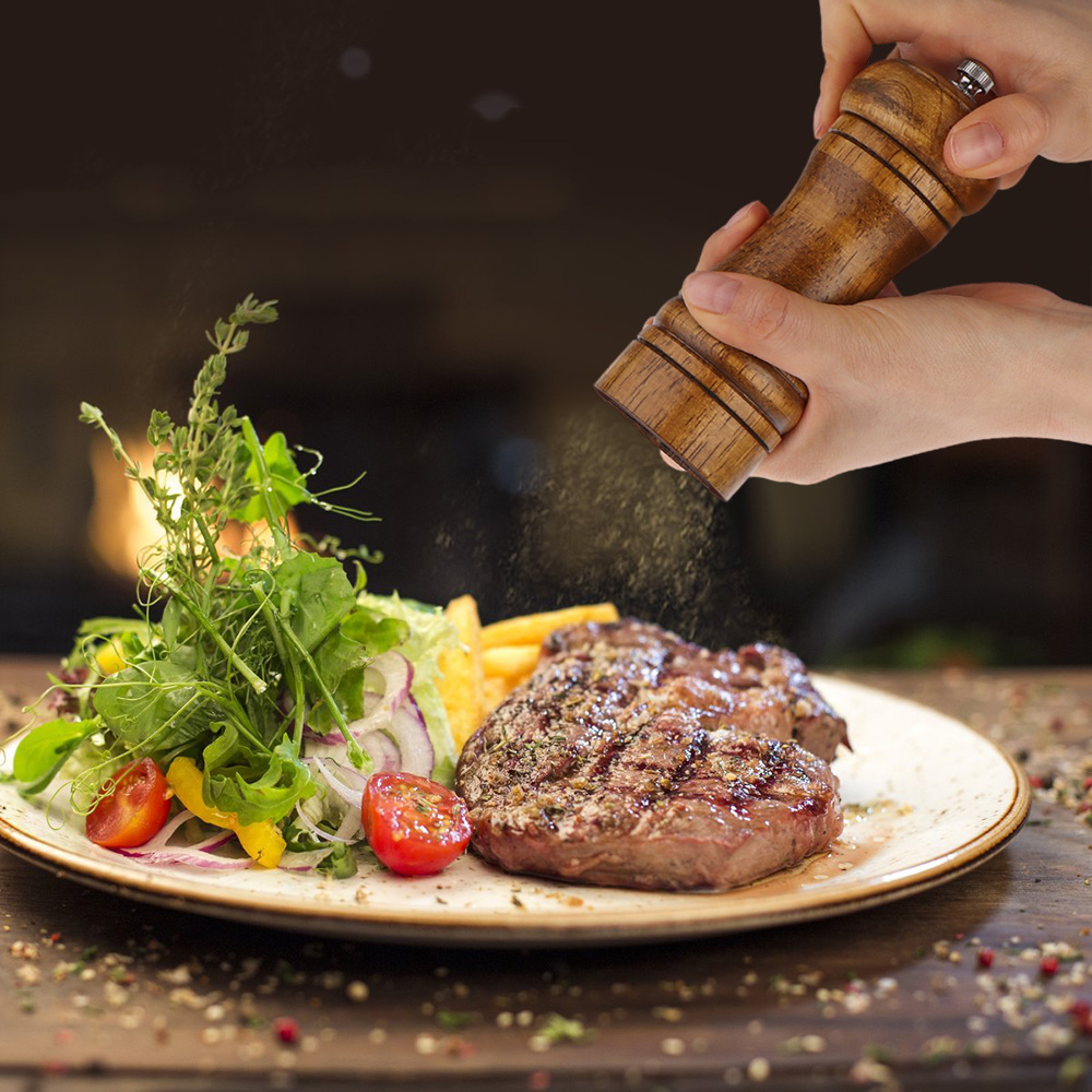 Wooden Pepper Grinder Spice Container