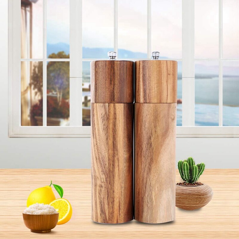 Wooden Salt and Pepper Mills (2pcs) Wooden Salt and Pepper Mills (2pcs)