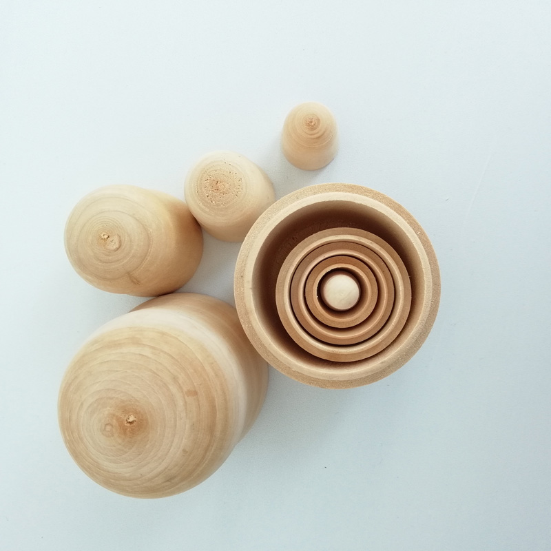 Wooden Unpainted Nesting Dolls (5 pcs) Wooden Unpainted Nesting Dolls (5 pcs)
