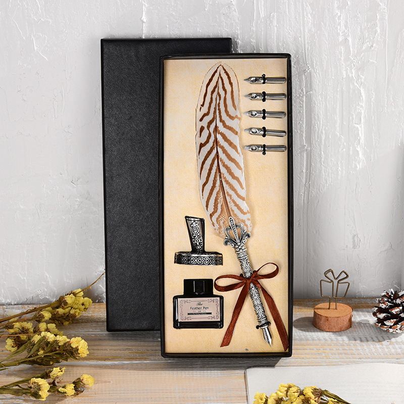 Writing Quill 5-Nibs Calligraphy Set Writing Quill 5-Nibs Calligraphy Set
