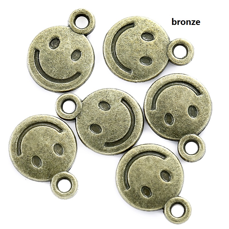 Zinc Alloy Smiley Pendants (40 pcs) Zinc Alloy Smiley Pendants (40 pcs)